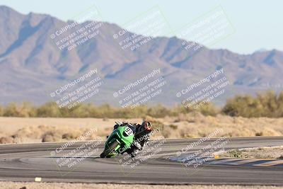 media/Dec-07-2025-CVMA (Sun) [[3e7d2de5dc]]/Race 16-Formula Middleweight/